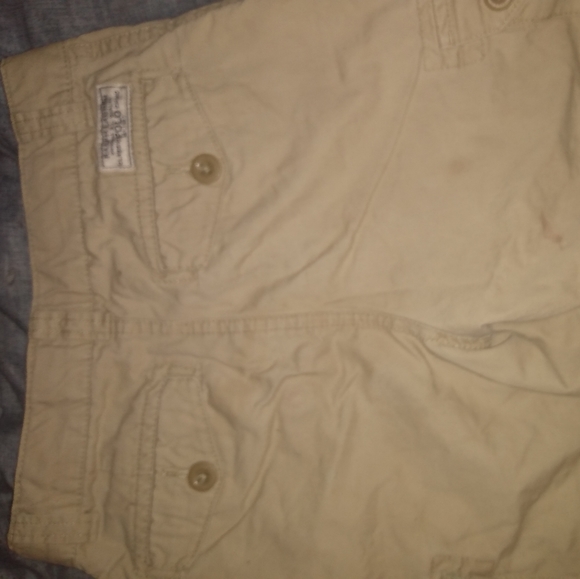 Ralph Lauren Khaki shorts - Picture 2 of 3
